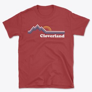 Cloverland Washington Mountain View Basic T-Shirt