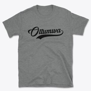 Ottumwa Iowa Vintage Team Basic T-Shirt