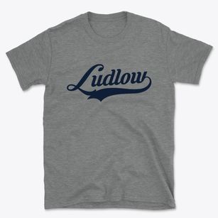 Ludlow Kentucky Vintage Team Basic T-Shirt