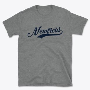 Newfield Maine Vintage Team Basic T-Shirt