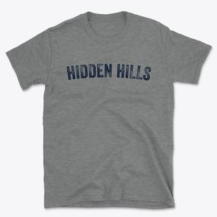 Hidden Hills California Timeless Retro Basic T-Shirt