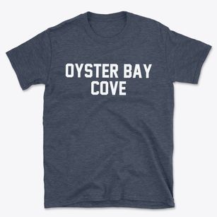 Oyster Bay Cove New York Classic Block Basic T-Shirt
