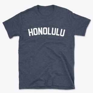 Honolulu Hawaii Classic Curve Basic T-Shirt