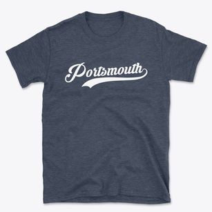 Portsmouth New Hampshire Vintage Team Basic T-Shirt