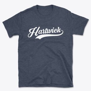 Hartwick Iowa Vintage Team Basic T-Shirt
