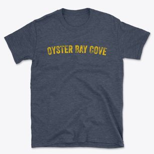 Oyster Bay Cove New York Timeless Retro Basic T-Shirt