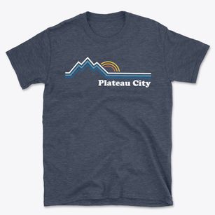 Plateau City Colorado Mountain View Basic T-Shirt