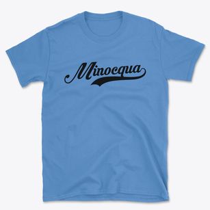 Minocqua Wisconsin Vintage Team Basic T-Shirt