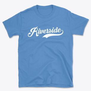 Riverside Iowa Vintage Team Basic T-Shirt
