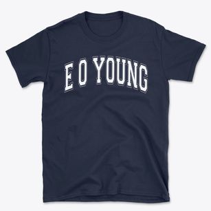 E O Young Junior Elementary School Varsity Arch Basic T-Shirt
