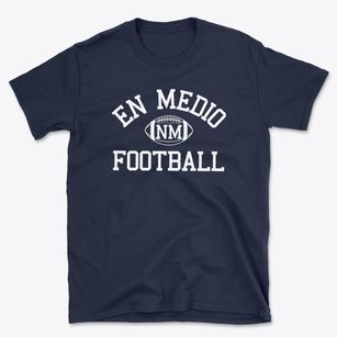 En Medio New Mexico Football Basic T-Shirt