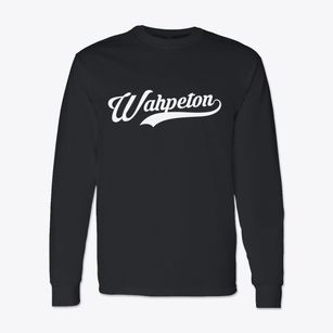 Wahpeton Iowa Vintage Team Classic Long Sleeve T-Shirt