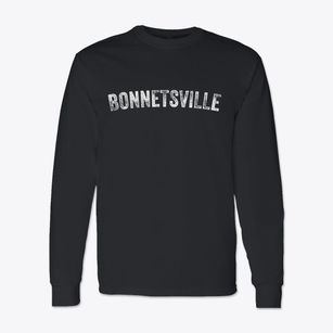 Bonnetsville North Carolina Timeless Retro Classic Long Sleeve T-Shirt