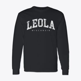 Leola Wisconsin Urban Vibe Classic Long Sleeve T-Shirt
