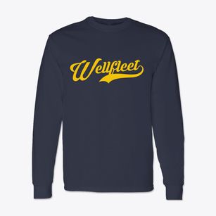 Wellfleet Massachusetts Vintage Team Classic Long Sleeve T-Shirt