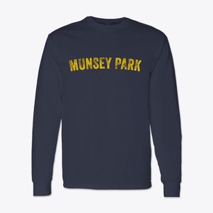 Munsey Park New York Timeless Retro Classic Long Sleeve T-Shirt
