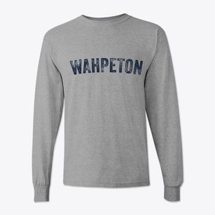 Wahpeton Iowa Timeless Retro Classic Long Sleeve T-Shirt