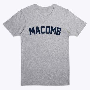 Macomb New York Classic Curve Premium T-Shirt