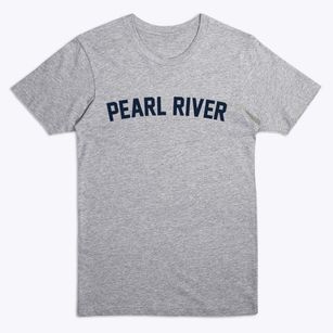 Pearl River New York Classic Curve Premium T-Shirt