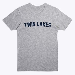 Twin Lakes Minnesota Classic Curve Premium T-Shirt