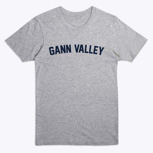 Gann Valley South Dakota Classic Curve Premium T-Shirt