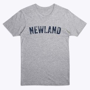Newland North Carolina Timeless Retro Premium T-Shirt