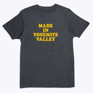 Yosemite Valley California Classic 70s Premium T-Shirt