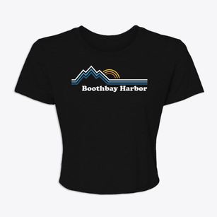 Boothbay Harbor Maine Mountain View Women's Crop Top