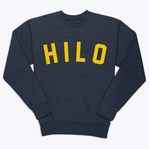 Hilo Hawaii Classic Curve Premium Crewneck Sweatshirt