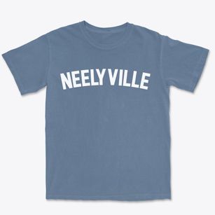Neelyville Missouri Classic Curve Premium Heavyweight T-shirt
