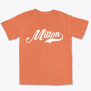 Milton Massachusetts Vintage Team Premium Heavyweight T-shirt
