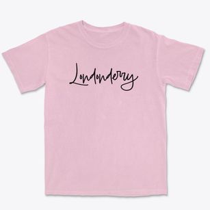 Londonderry New Hampshire Freestyle Premium Heavyweight T-shirt