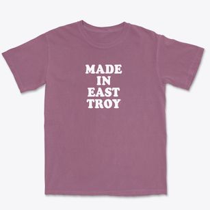 East Troy Wisconsin Classic 70s Premium Heavyweight T-shirt