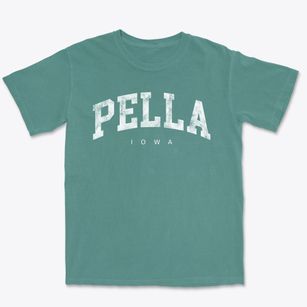 Pella Iowa Urban Vibe Premium Heavyweight T-shirt