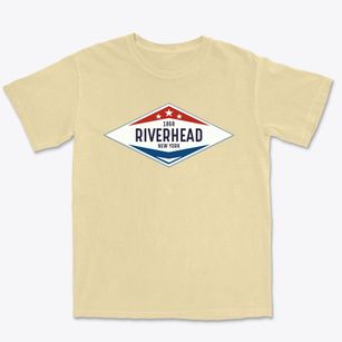 Riverhead New York Diamond Star Premium Heavyweight T-shirt