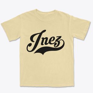 Inez Kentucky Vintage Team Premium Heavyweight T-shirt