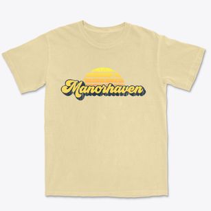 Manorhaven New York Sublime Sunset Premium Heavyweight T-shirt