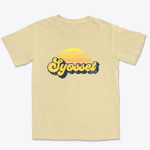 Syosset New York Sublime Sunset Premium Heavyweight T-shirt