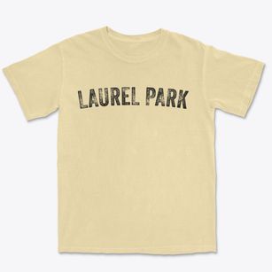 Laurel Park Virginia Timeless Retro Premium Heavyweight T-shirt