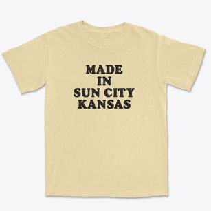 Sun City Kansas Classic 70s Premium Heavyweight T-shirt
