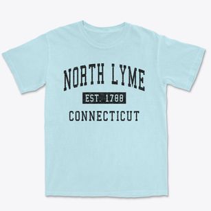 North Lyme Connecticut Classic Established Premium Heavyweight T-shirt