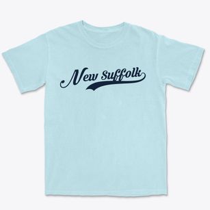 New Suffolk New York Vintage Team Premium Heavyweight T-shirt