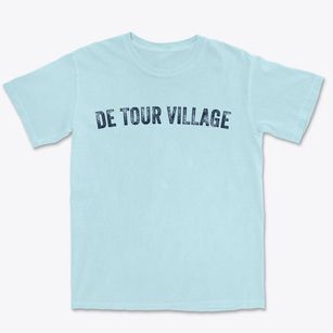 De Tour Village Michigan Timeless Retro Premium Heavyweight T-shirt