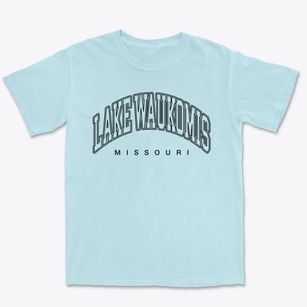 Lake Waukomis Missouri Inline Premium Heavyweight T-shirt