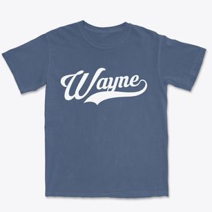 Wayne Maine Vintage Team Premium Heavyweight T-shirt