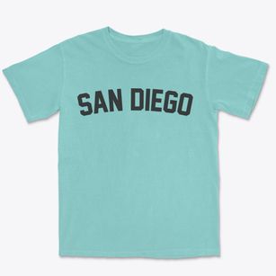 San Diego California Classic Curve Premium Heavyweight T-shirt