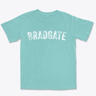 Bradgate Iowa Timeless Retro Premium Heavyweight T-shirt