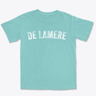 De Lamere North Dakota Timeless Retro Premium Heavyweight T-shirt