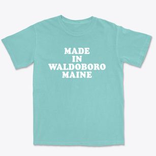 Waldoboro Maine Classic 70s Premium Heavyweight T-shirt