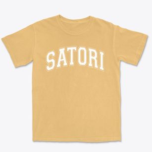 Satori School Varsity Arch Premium Heavyweight T-shirt